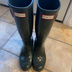 Hunter Tall Rain Boots, US 7, Glossy Hunter Green